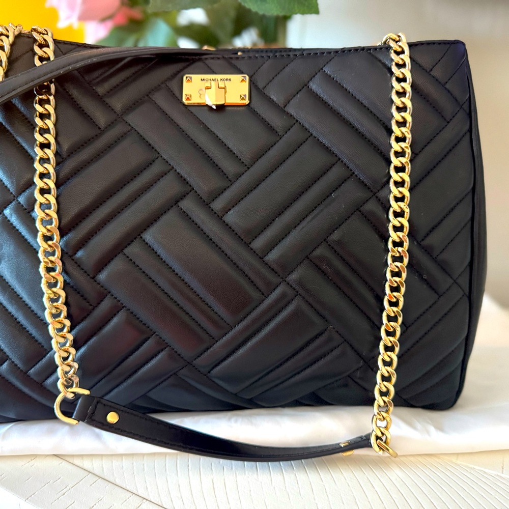 Authentic MK Purse
